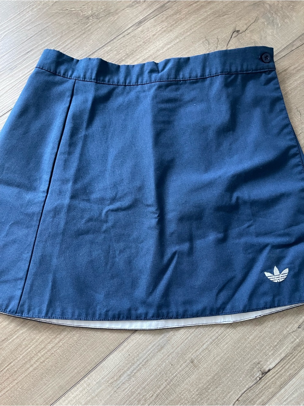 Vintage Adidas Trefoil Navy and White Golf Tennis Skirt Made USA XS S